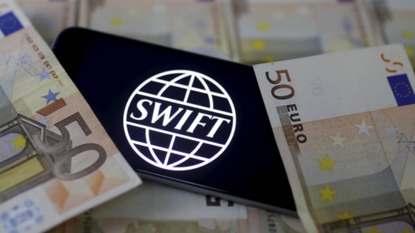 قاموس «First».. ماذا تعرف عن جمعية الاتصالات المالية العالمية بين البنوك «السويفت» ؟