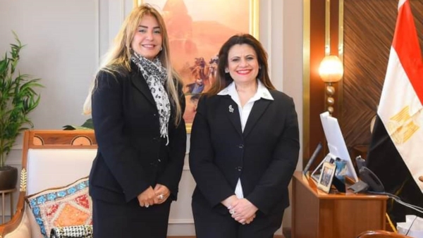 وزيرة الهجرة تستقبل مستشار محافظ البنك المركزي للمسئولية المجتمعية لبحث سُبل التعاون
