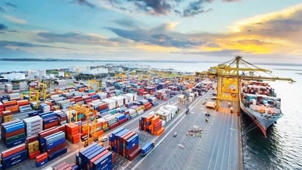 أخضر: كيف أثر التغير المناخي على ملف التجارة الدولية؟