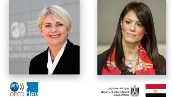 وزيرة التعاون ومنظمة «OECD» يناقشان كيفية تبادل الخبرات والتجارب التنموية