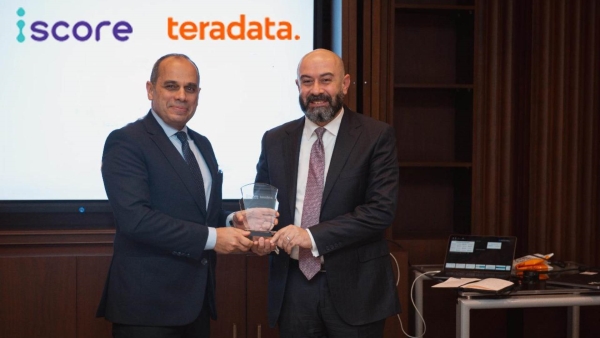 «iscore» تنتهي من بناء وتشغيل قاعدة البيانات المجمعة بالتعاون مع «تيرا داتا» العالمية