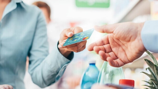 بنك «CIB» يكشف عن مزايا بطاقة «CIB-EGYPTAIR Mileseverywhere» الائتمانية