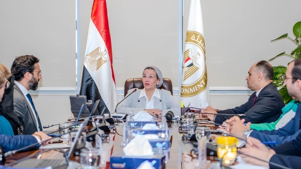 وزيرة البيئة تبحث مع بنك التنمية الأفريقي سبل تعزيز إشراك القطاع الخاص بالمشروعات الخضراء