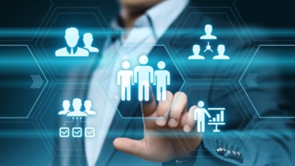 قاموس «First».. ما هي وظائف الإدارة المركزية للتحليل الكمي والمخاطر بالبنك المركزي؟