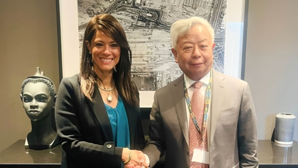 وزيرة التخطيط تناقش مع رئيس البنك الآسيوي التوسع في آليات تمويل القطاع الخاص