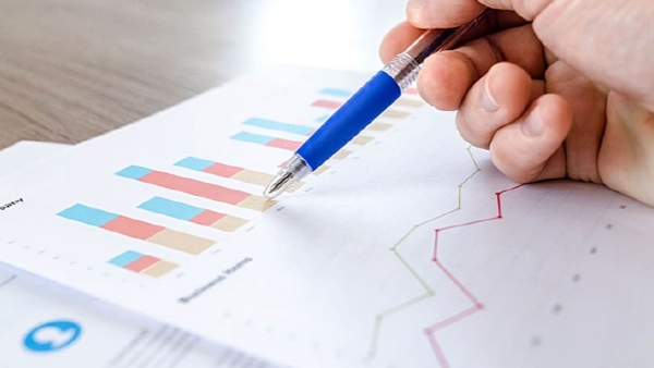 قاموس «First».. ما هي القواعد المنظمة لشركات الاستعلام والتصنيف الائتماني؟