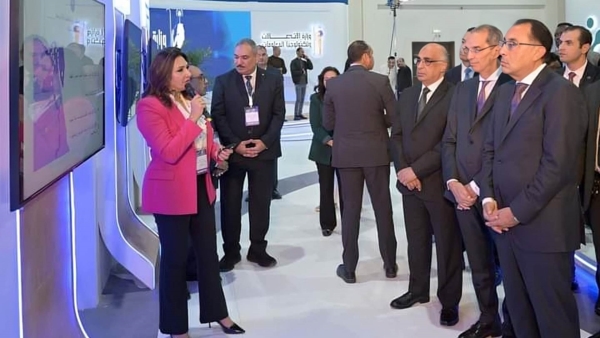 رئيس الوزراء يستعرض الجهود المبذولة لتحقيق التحول الرقمى ومجموعة من الخدمات الحكومية الرقمية