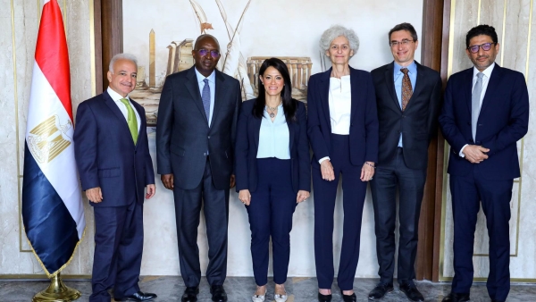 وزيرة التخطيط تبحث مع مؤسسة التمويل الدولية فُرص التعاون في قطاعي التعدين والبنية التحتية