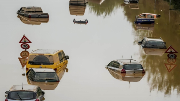 أخضر: «الفيضانات» كارثة طبيعية تهدد الاقتصاد والبنية التحتية