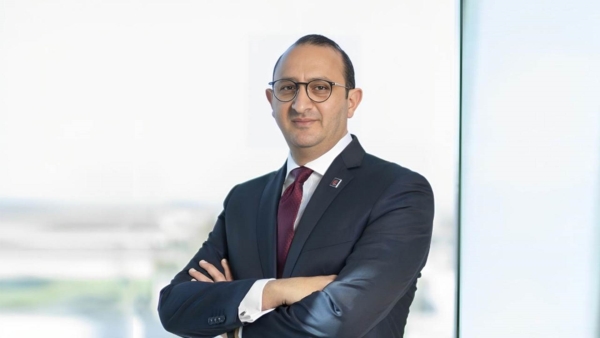 بعد تجديد الثقة فيه رئيسًا تنفيذياً... أحمد جلال يواصل قصة نجاحه مع «EBank»