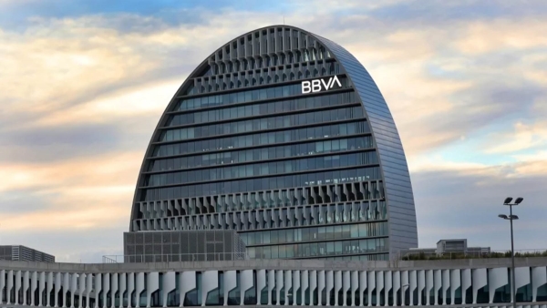 مؤسسات عملاقة: «BBVA».. عملاق مصرفي إسباني برؤية عالمية وتاريخ عريق
