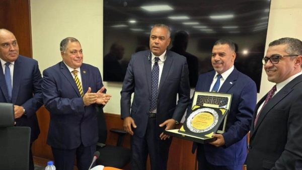 «CIB» يتسلم تكريمًا من اتحاد بنوك مصر تقديرًا لدور قطاعه القانوني في دعم قضايا القطاع المصرفي