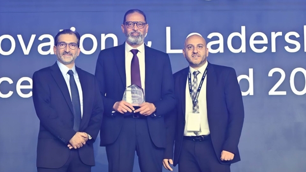 إدارة الحوكمة بـ«EBank» تحصد جائزة «الابتكار والتميز في القيادة» خلال مؤتمر OpenText Middle East Summit– May 2025 بدبي