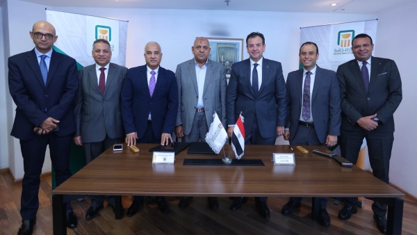 البنك الأهلي المصري يوقع بروتوكول تعاون مع شركة أجروفود لتجارة الأقطان وإنتاج التقاوي