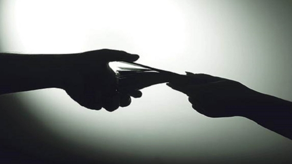 قاموس «First».. ما المقصود بالاقتصاد الخفي؟