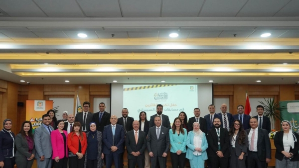 «الأتربي» يكرم الفائزين من العاملين بالبنك الأهلي المصري في فعاليات التوعية بالأمن السيبراني