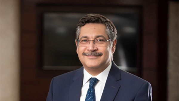 «التعمير والإسكان» يحصد جائزتي «البنك الأفضل في التمويل الأخضر» و«البنك الأفضل في تطبيق الممارسات المستدامة» 