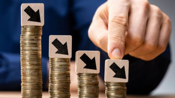 قاموس «First»: ما المقصود بـ «الانكماش الكامن»؟