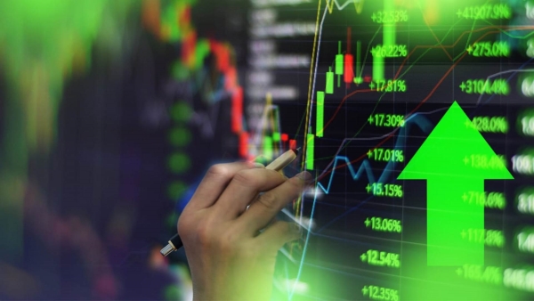 أسهم «التعمير والإسكان» و«قناة السويس» و«QNB» مصر الأسرع نموًا خلال 2025