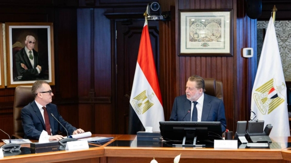 محافظ البنك المركزي المصري يبحث مع وزير التخطيط والتنمية الاقتصادية أوجه التعاون المشترك