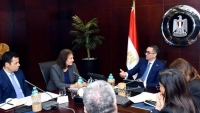 وزير الاستثمار يلتقي بعثة صندوق النقد الدولي ويستعرض الرؤية الإصلاحية وجهود تحسين بيئة الأعمال